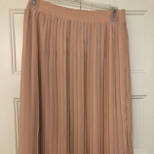 Who What Wear accordion Skirt